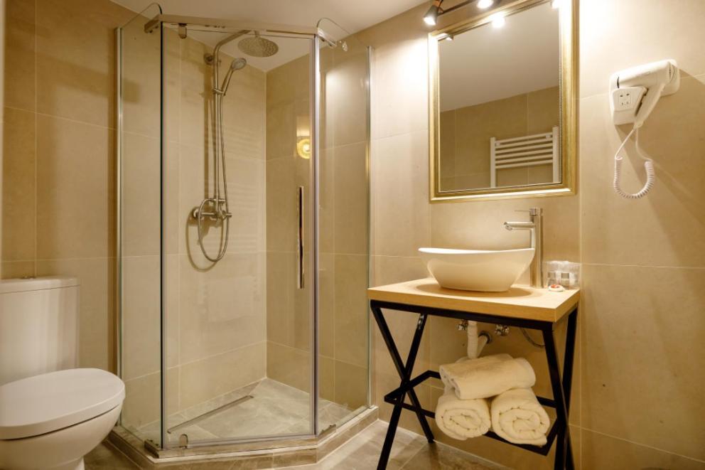 Hotel La Coltul Castelului Bran Boutique Zewnętrze zdjęcie