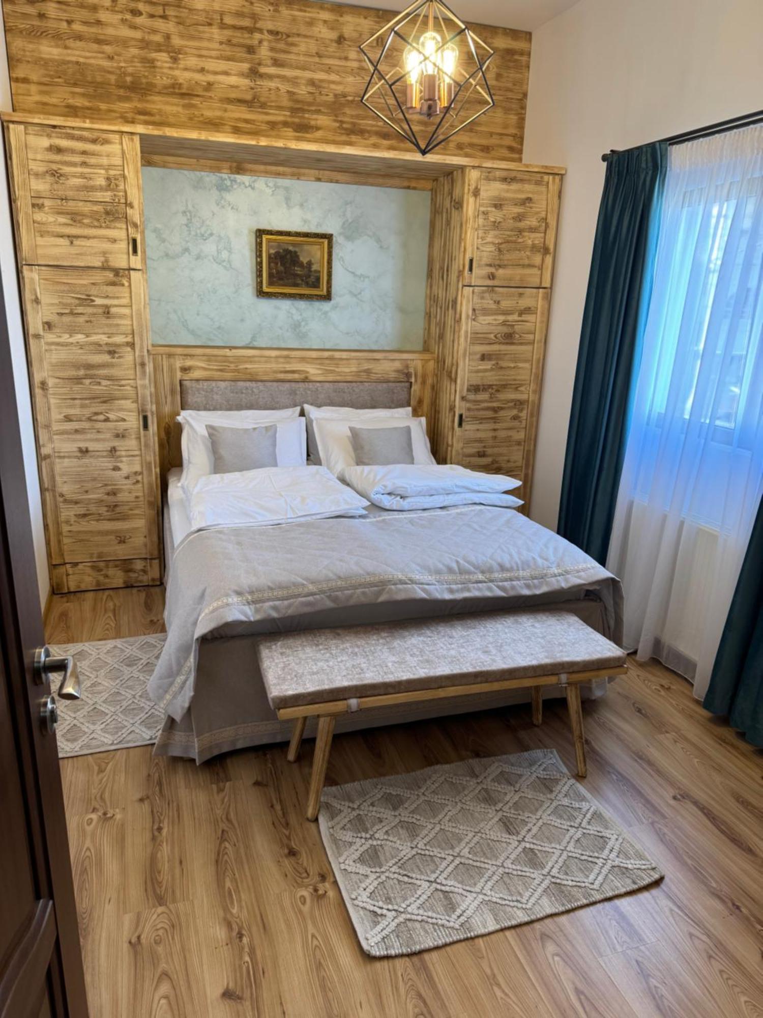 Hotel La Coltul Castelului Bran Boutique Zewnętrze zdjęcie