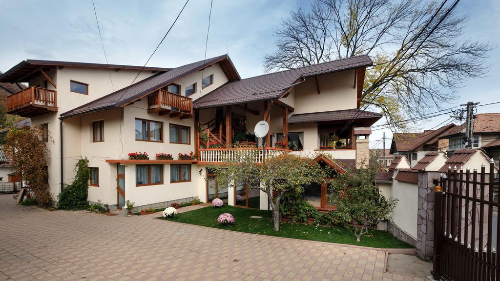 Hotel La Coltul Castelului Bran Boutique Zewnętrze zdjęcie